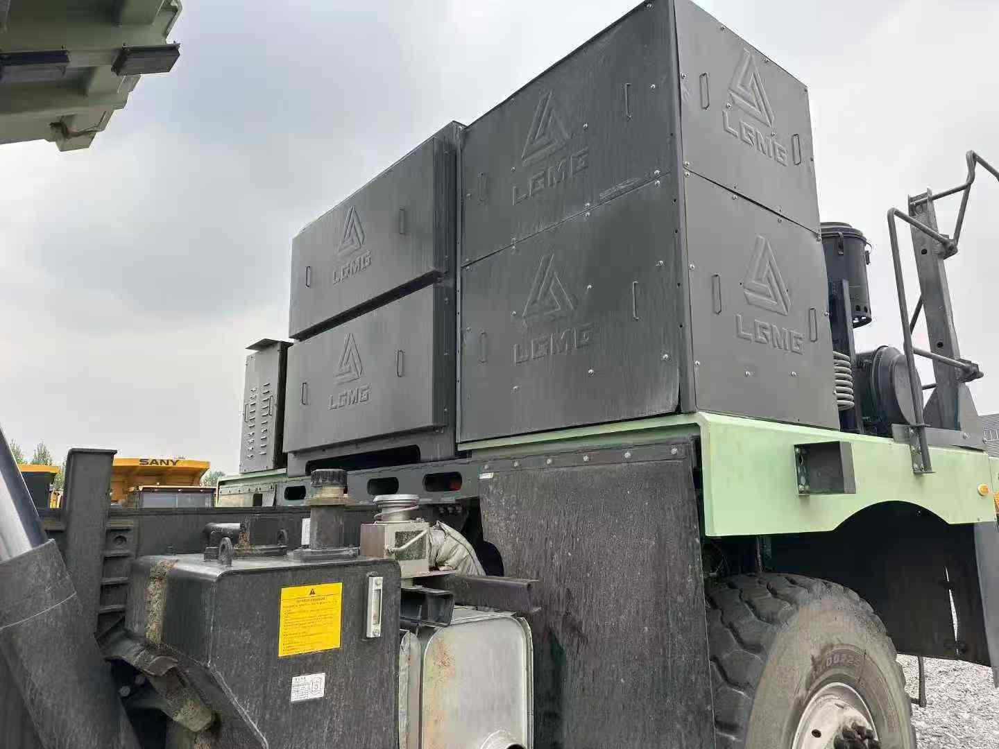 Oil-Electric Hybrid RTH Lingong 106 Fleet 2022 - Image 6