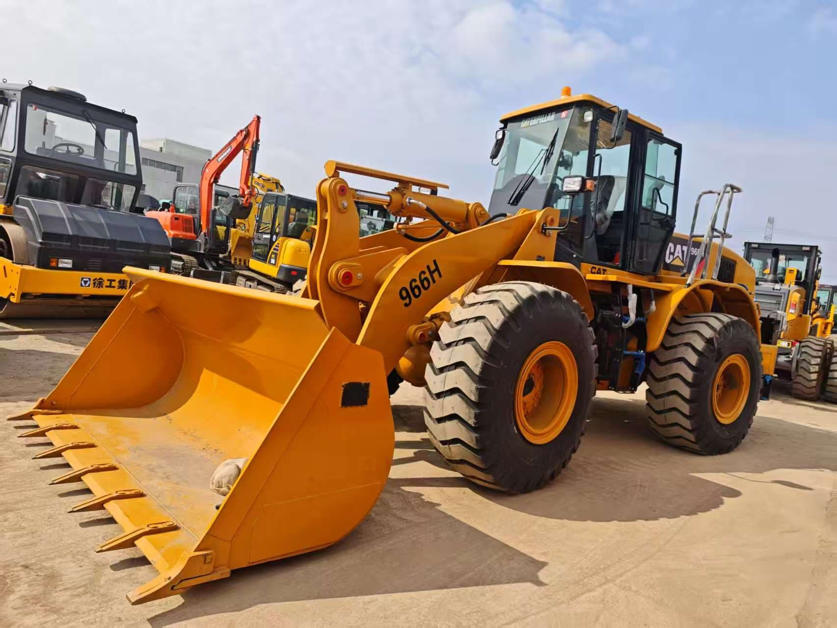 CAT 966H Wheel Loader - Image 9
