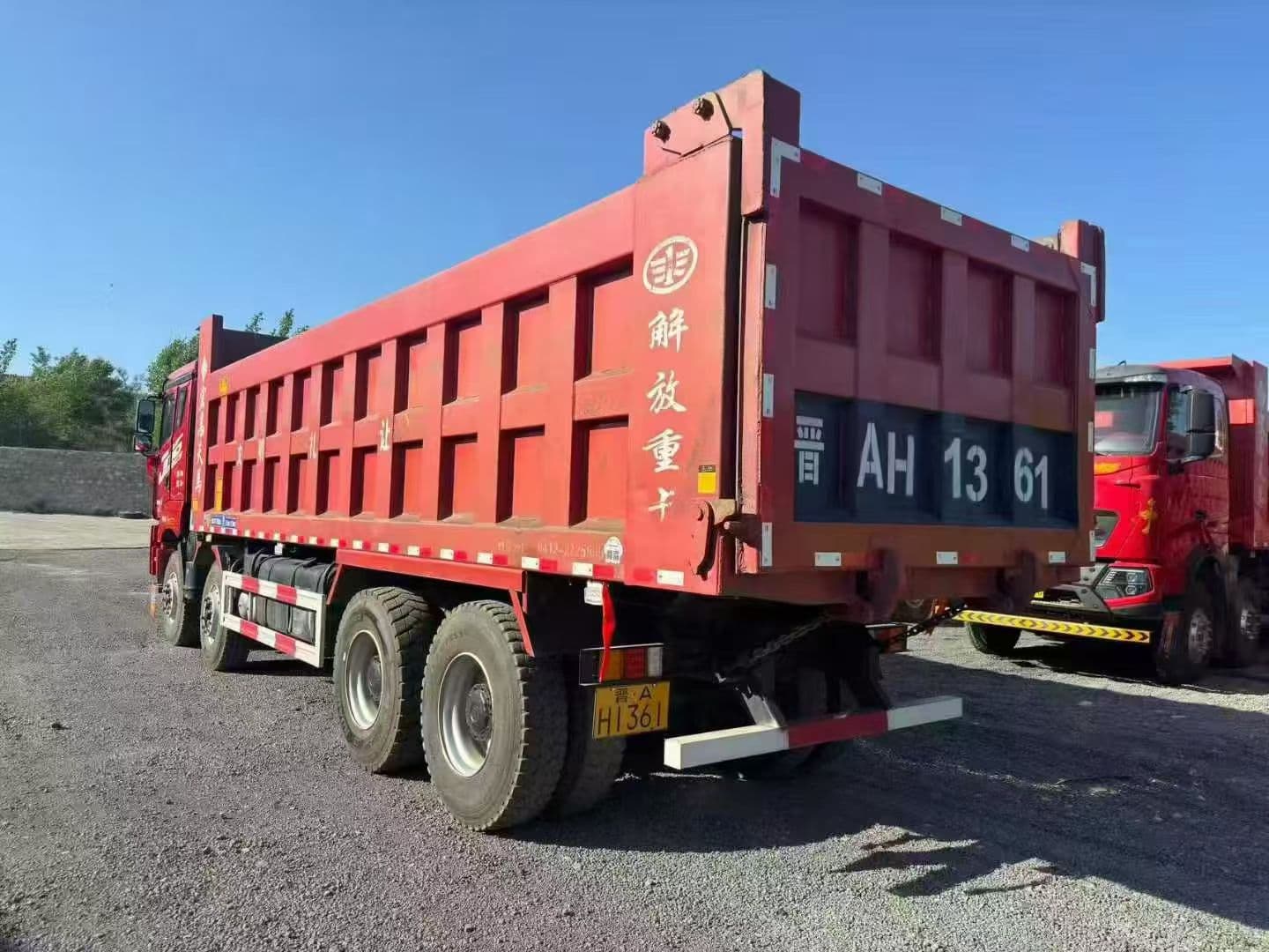 JH6 Heavy-Duty Truck with Weichai Engine - Image 7