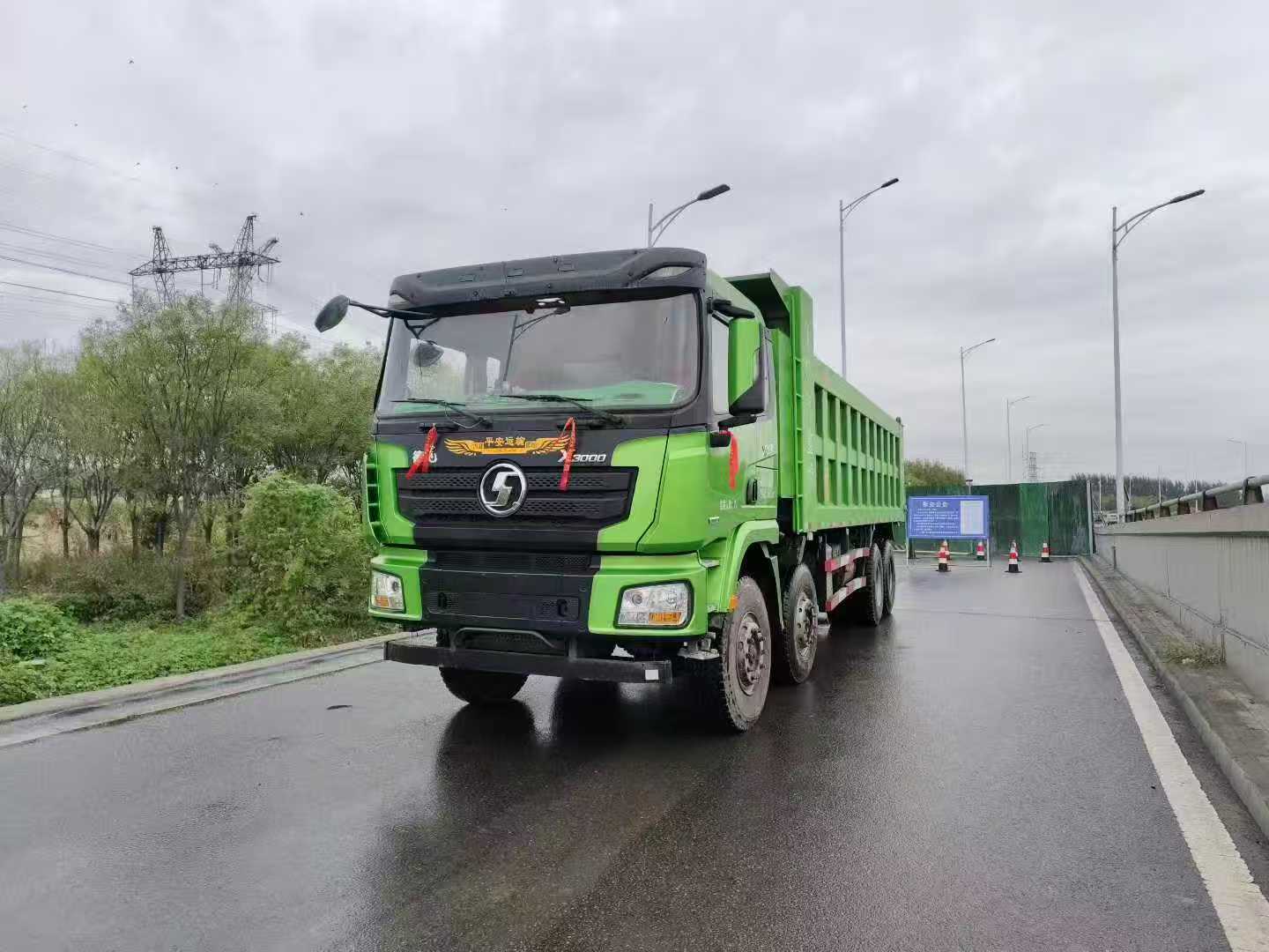 Multiple DeLonghi Trucks Fleet - Image 3