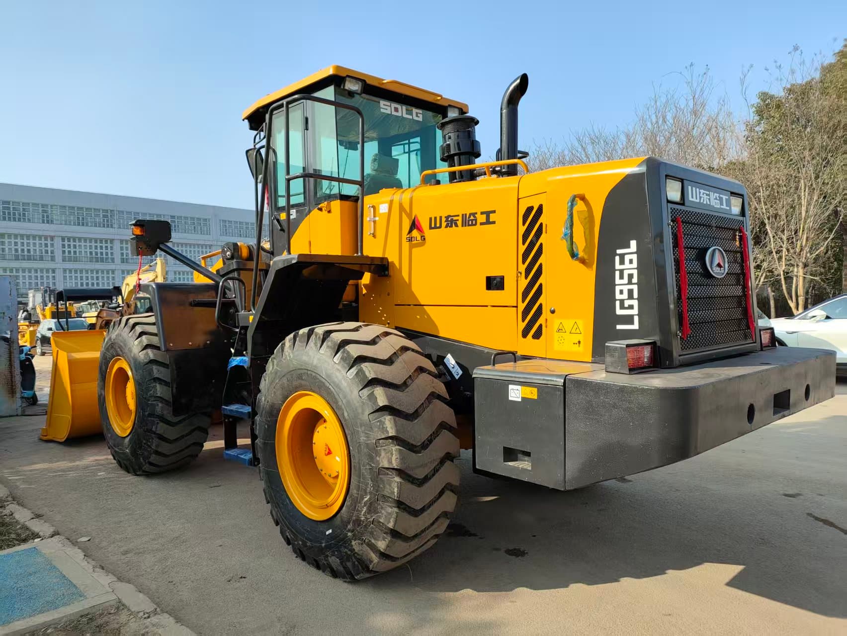 SDLG 956 Wheel Loader - Image 3