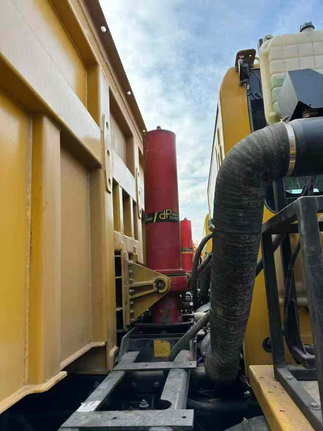 Tongli 885M Mega Capacity Fleet - Image 6