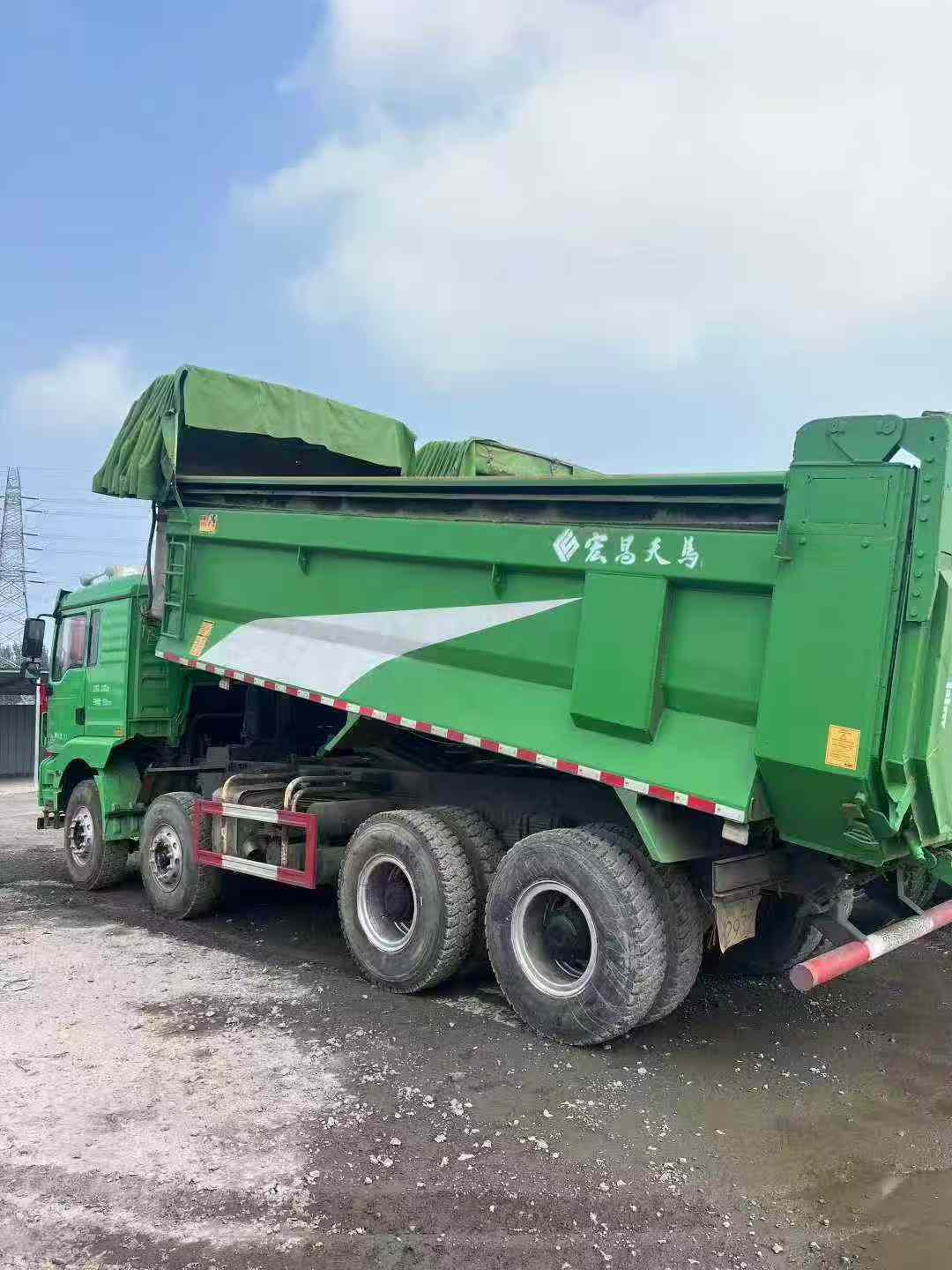 Twin-Booster Heavy-Duty Truck 2017 - Image 3