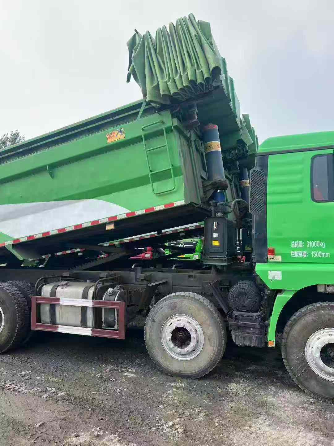 Twin-Booster Heavy-Duty Truck 2017 - Image 4