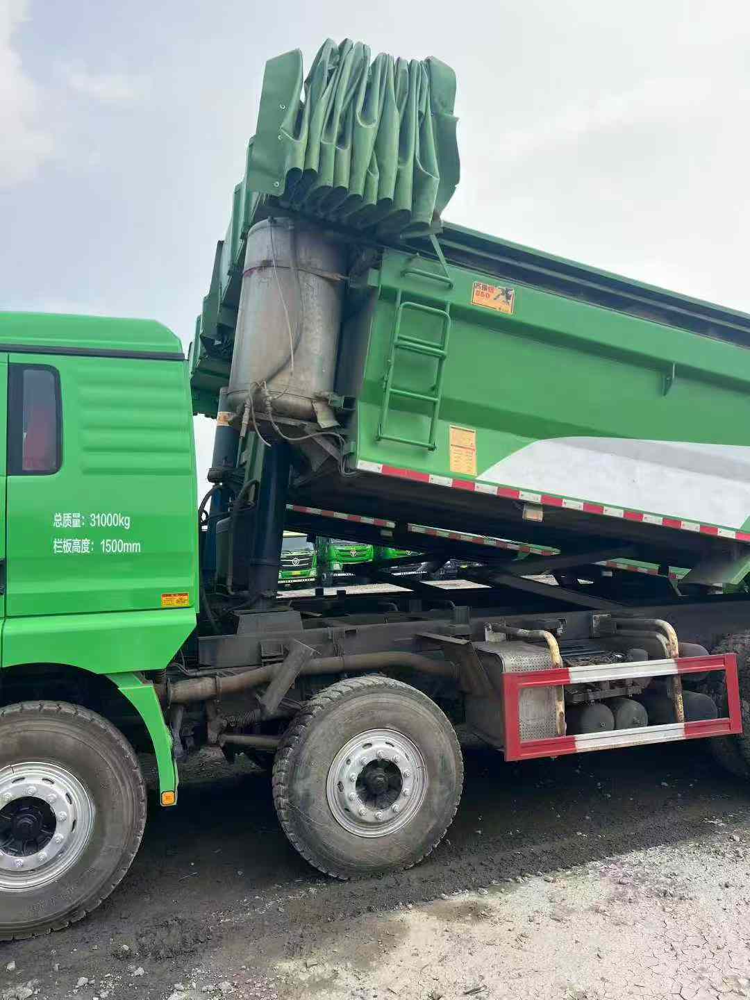 Twin-Booster Heavy-Duty Truck 2017 - Image 8
