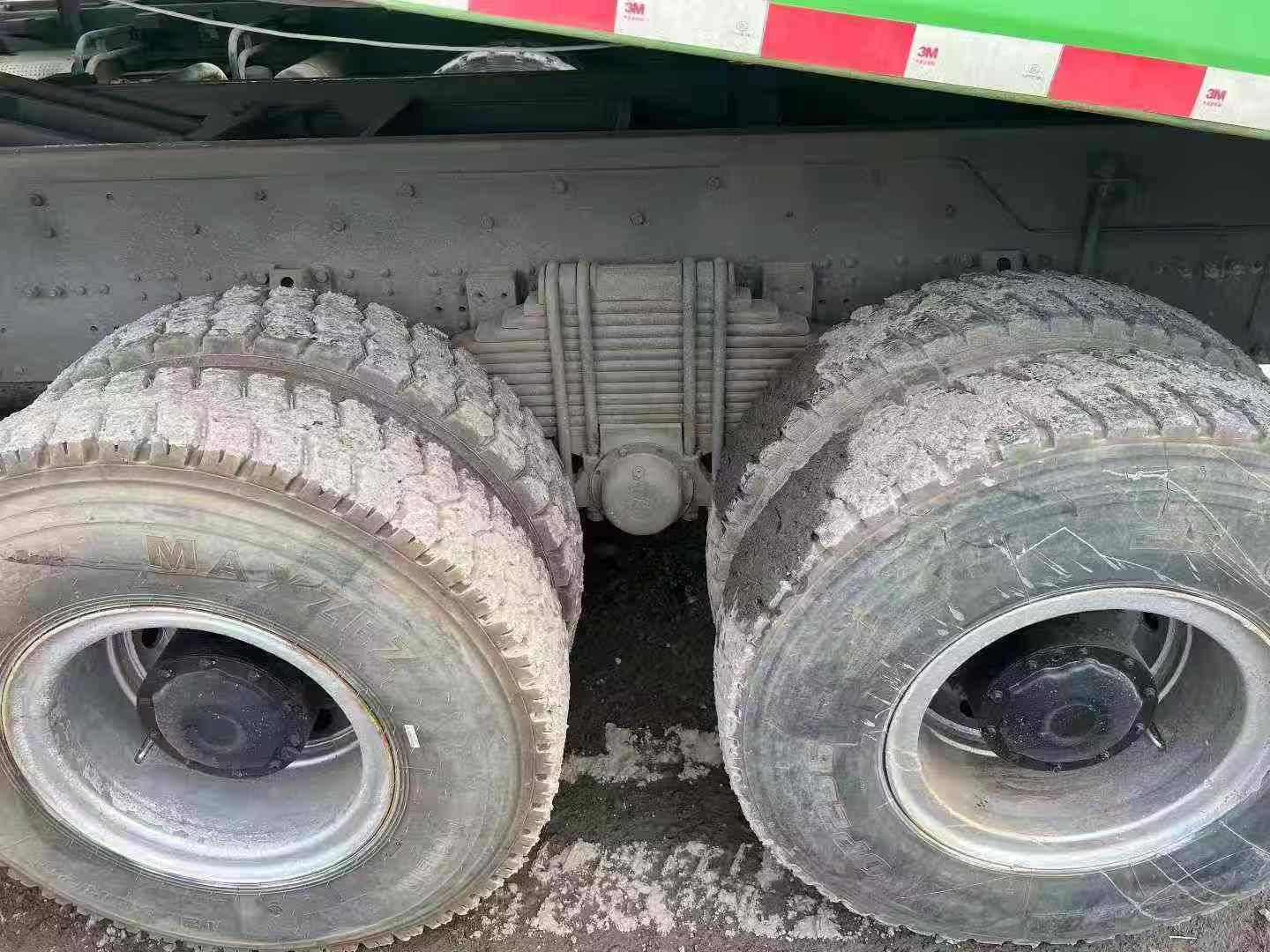 Twin-Booster Heavy-Duty Truck 2017 - Image 9