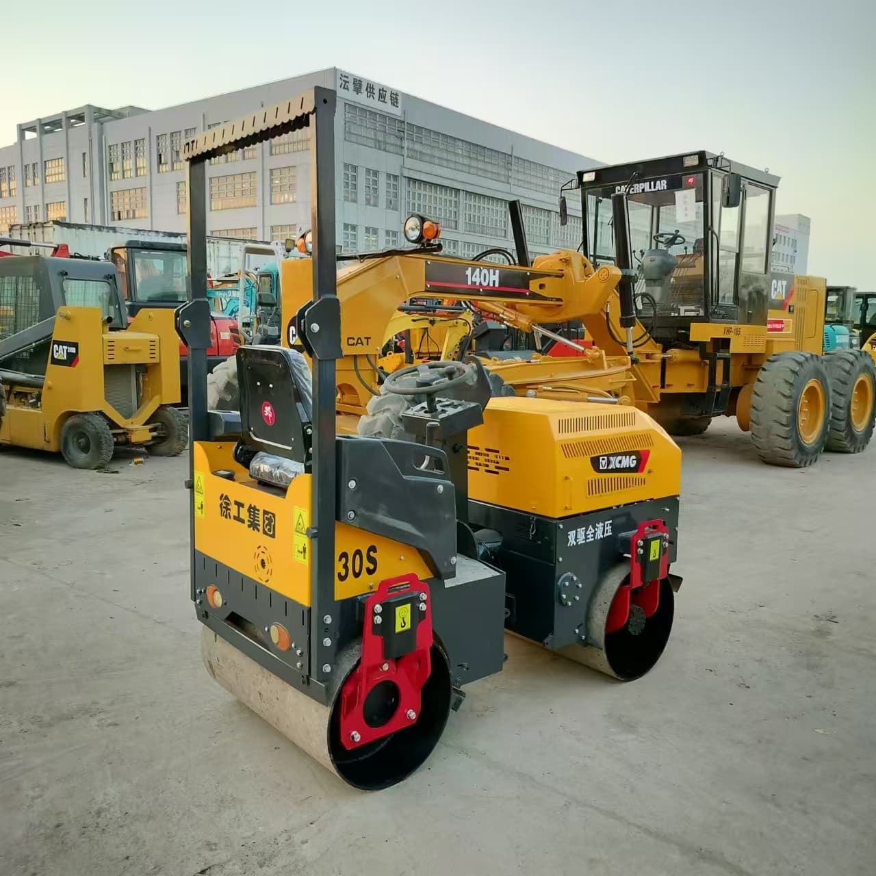 XCMG XMR30S Roller - Image 5